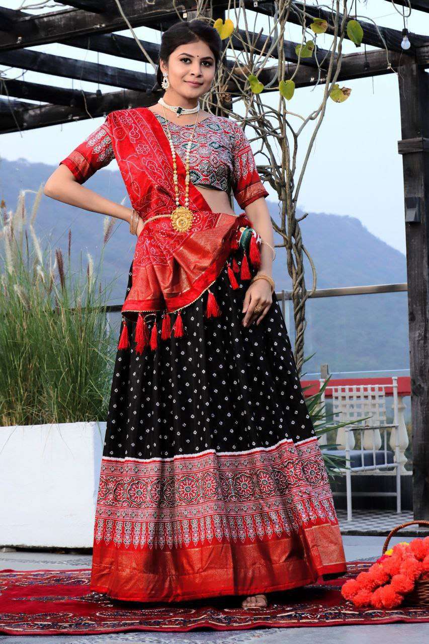 Women's Traditional Bandhani Ghagra Choli with Dupatta | Navratri & Festive Wear - Image 2